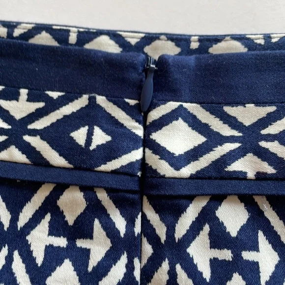 Mario Serrano Print Skirt Blue/White Size L - Picture 6 of 8